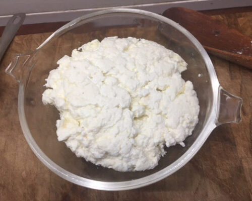 Ricotta Cheese:the easiest homemade cheese ever